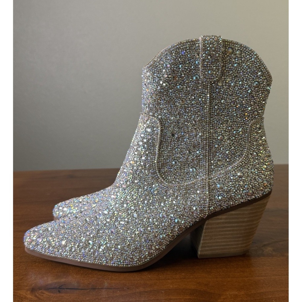 NWB Betsey Johnson Womens SB-EMORY Rhinestone Western Ankle Boots Size 9